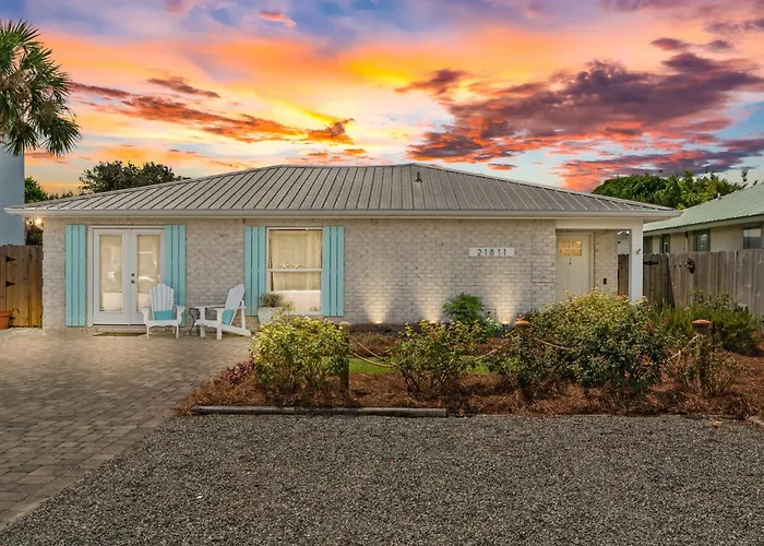 Laguna Breeze-Pet Friendly, Short Walk To Beach